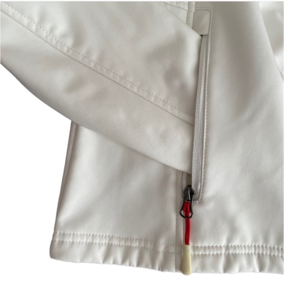 White Snow Jacket from Costco - Picture 4 of 8